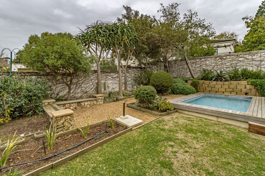 5 Bedroom Property for Sale in Heldervue Western Cape